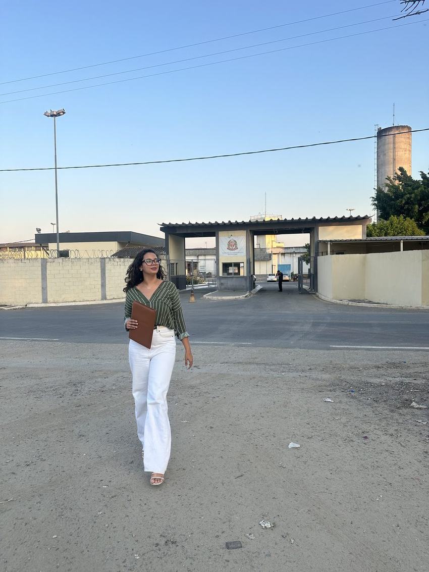 Dra. Ana em visita a unidade prisional